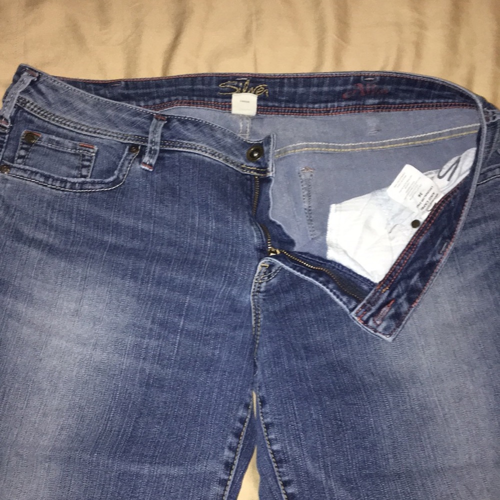 Silver Women’s Aiko Capris